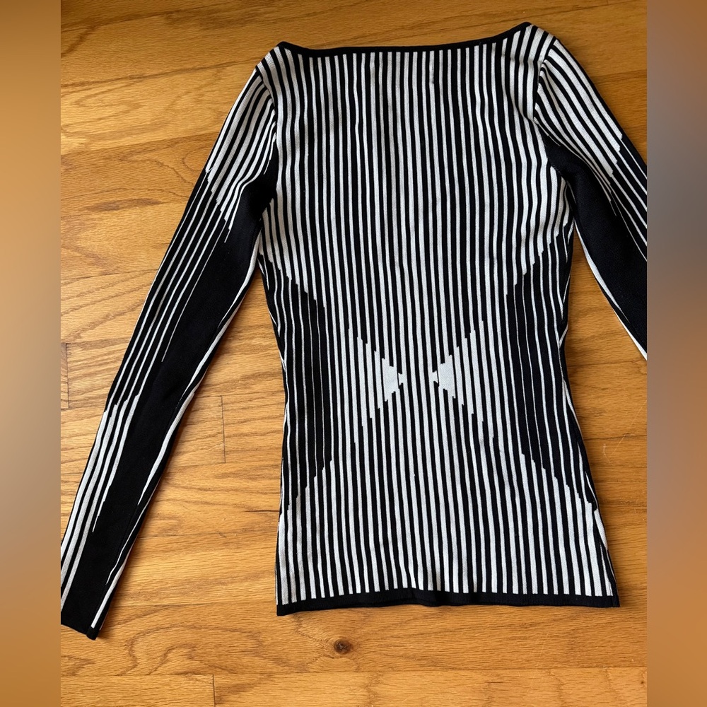 Clover Canyon Black & White Vertical Stripe Long-Sleeve Top - Picture 13 of 15